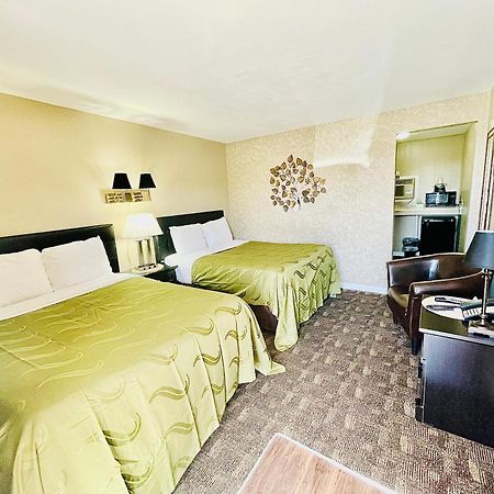 Sage N Sand Motel Moses Lake Exterior photo