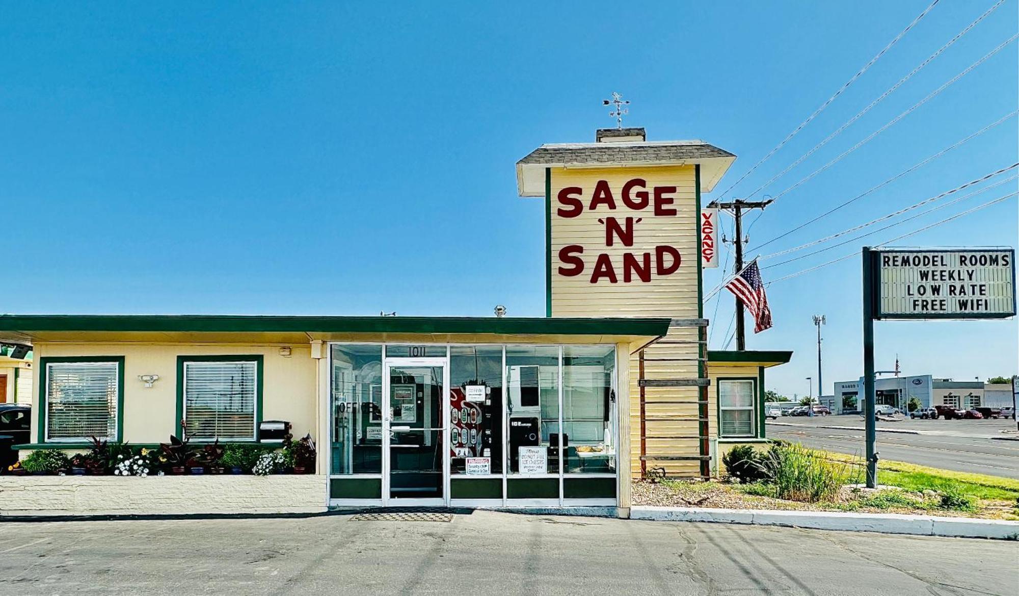 Sage N Sand Motel Moses Lake Exterior photo